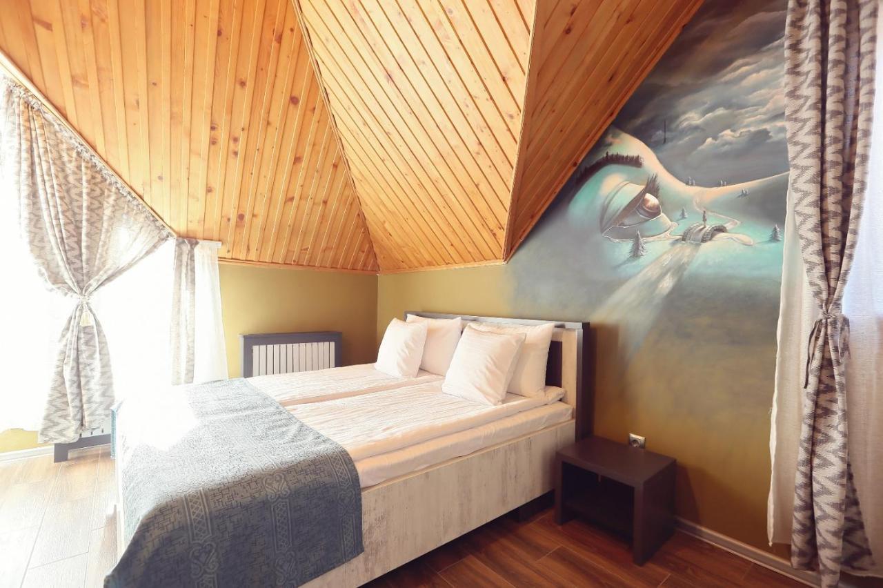 Dezire Guesthouse ไบเออลูนูไม ภายนอก รูปภาพ